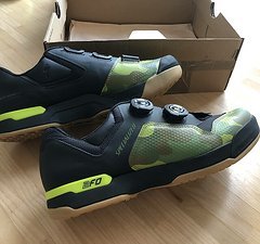 Specialized 2FO Cliplite Boa Schuhe 42 neu camo