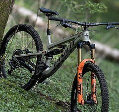 Pivot Cycles Firebird - Pro X01 Medium