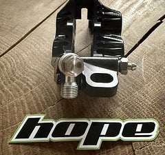 Hope Tech V4 Sattel Black *Neu* Brake- Power