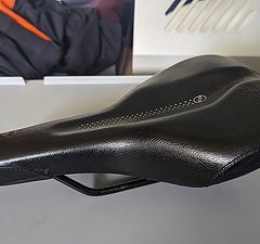 SQlab 602 Ergolux Active Infinergy 2.0 Sattel 15cm