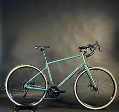 Marin Bikes Four Corners / Größe L  / 2023 / neu / GLOSS GREEN/TAN