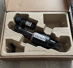 RockShox Vivid Air RC2T HBO 205x65mm Trunnion