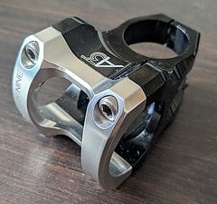 Industry Nine Vorbau A35 Stem 35 mm | schwarz /silber 40 mm