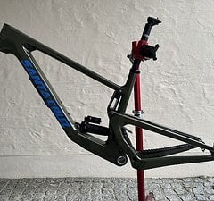 Santa Cruz Bicycles Bronson C V4 Gr L - NEU