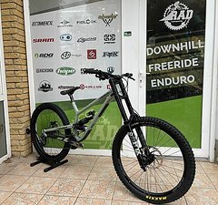 2021 Commencal Furious Essential 27,5" M,XL