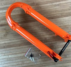 Fox Racing Shox 38 Casting / Lower 2021 29" Shiny Orange