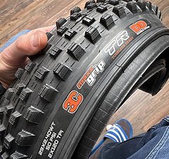 Maxxis SHORTY 29 x 2.40 WT 3C Maxgrip DD