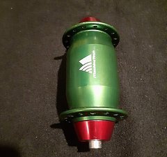 Machinetech Front hub for rim brakes