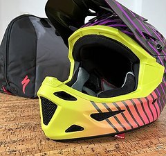 Specialized Dissident Carbon (S-Works) Fullface Helm Gr. M