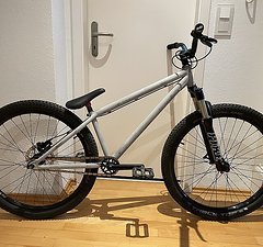 Leafcycles Concept DLX Dirtbike Dirtjump