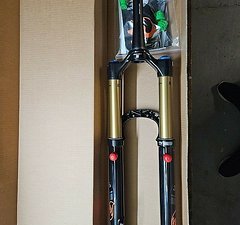 Fox Racing Shox 36 Factory Grip 2 160mm 27,5“ NEU