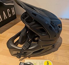 MET Parachute konvertierbaren Fullface Helm MIPS - L