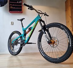 Santa Cruz Bicycles Nomad CC V3 Custom