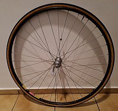 Campagnolo C-Record Vorderrad Rennrad