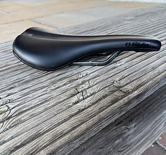 SDG Components Bel-Air 3.0 Carbon Sattel - schwarz