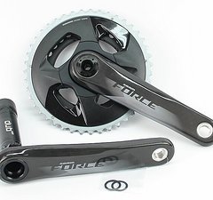 SRAM Force Wide 43/30 Zähne Gravel Kurbelgarnitur DUB 12s Cyclo 172,5