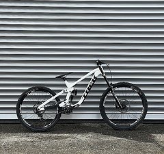 Trek Session 9 X01 2023