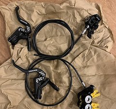 Magura MT5 eStop 4-/2-Kolben Neu