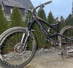 YT Industries Capra 27 CF