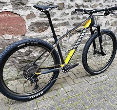 Canyon Exceed CF SLX 9.0 Gr. M - Top Zustand!!!