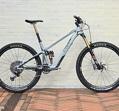 Pivot Cycles Shuttle SL Team XTR (Neues Antriebssystem)