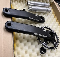 Cannondale Hollowgram crankset