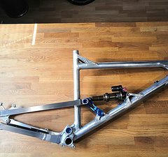 Nicolai Ion 16 650 B Nicolai ION 16 Rahmen + Fox DPX2