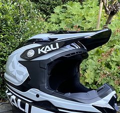 Kali Zoka Fullface Helm - kaum benutzt