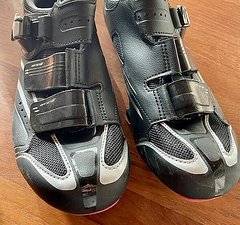 Shimano SH-R088L Gr.45 Rennradschuh [neuwertig]