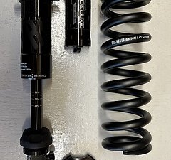 RockShox Super Deluxe Ultimate Coil 225x75 incl. 500er Feder.