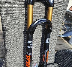 Fox Racing Shox 34 Factory Grip2 - 29 - 130mm - Shiny Black