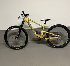 Santa Cruz Bicycles Bronson