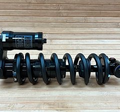 RockShox Super Deluxe R Coil Dämpfer Trunnion 205 x 62,5mm