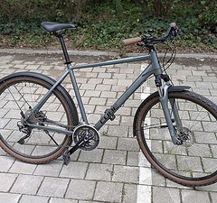 Cube Nature Pro (2022) – Rahmengröße 58 cm/L – silvergreen n black