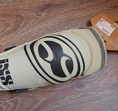 IXS Carve Evo + Gr. M Camel