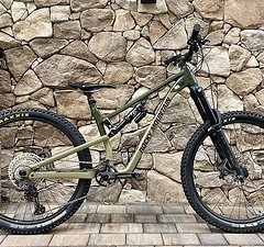 Rocky Mountain Altitude 27,5“ Alloy 50 2022 M