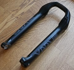 RockShox Lyrik/Yari 29" Boost Casting Lowers