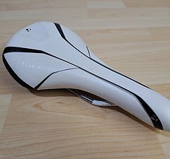 Bontrager Evoke 3 Hollow Ti Sattel