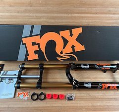 Fox Racing Shox 40 2024 29" Federgabel schwarz Factory Kashima Grip2 VVC