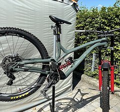 Commençal Supreme DH 29 V4 Andorra Edition