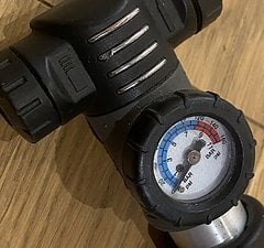 Crankbrothers Luftpumpe AV Sclaverand Pumpe inkl. Manometer