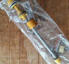 RockShox Zeb Airshaft Debon Air+ A1+ 180mm + Buttercup