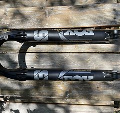 Fox Racing Shox 36 Casting / Lower 2025 29"  matte black