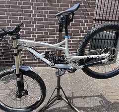YT Industries Tues 2.0 Raw