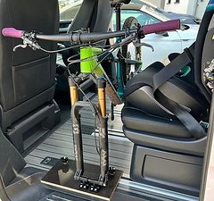 Auto Fahrrad Halterung Für Steckachse / Schnellspanner