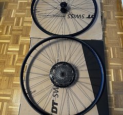 Bontrager Line Comp 30 Laufradsatz 29''mit e*thirteen Helix Plus Kassette(9-50T)