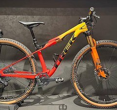 Trek Supercaliber (wie 9.9 AXS) Custom AXS - Small