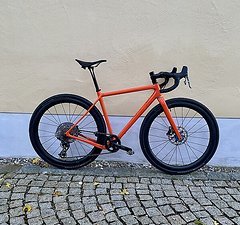 Open W.I.D.E Gr.S Chris King Custom viele Neuteile