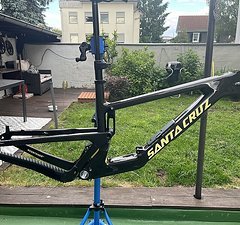 Santa Cruz Bicycles Megatower V2 CC Rahmen inkl. Float X2