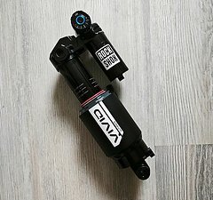 RockShox Vivid Air Ultimate 185x55